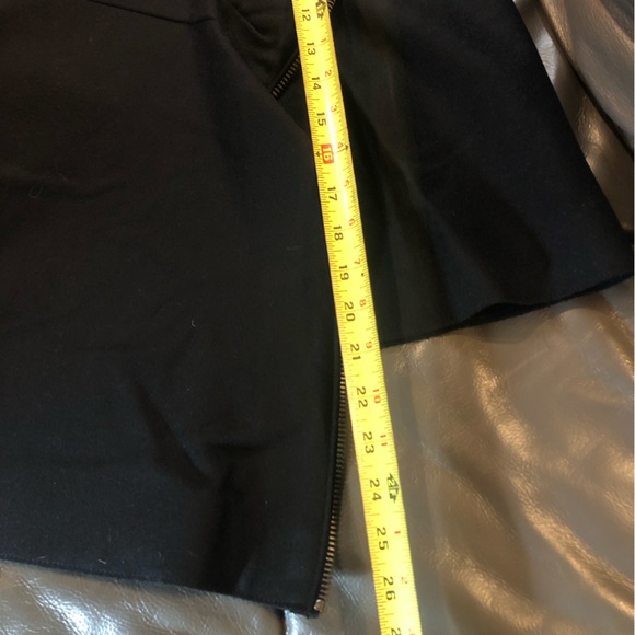 Yves Saint Laurent || NWT || Cashmere & Wool Blend RUNWAY The “IT” Skirt - Picture 9 of 15